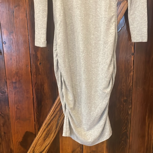 Gorgeous fall or winter lawn dress from tart. Size small gray. - Picture 6 of 6